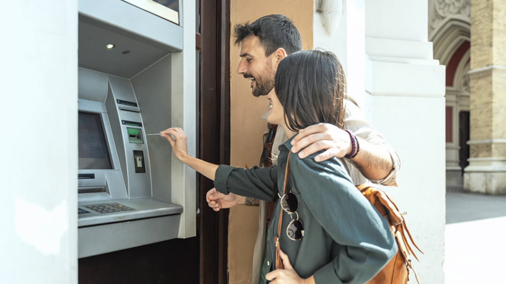 Cash Advance: levantar dinheiro com o teu cartão de crédito