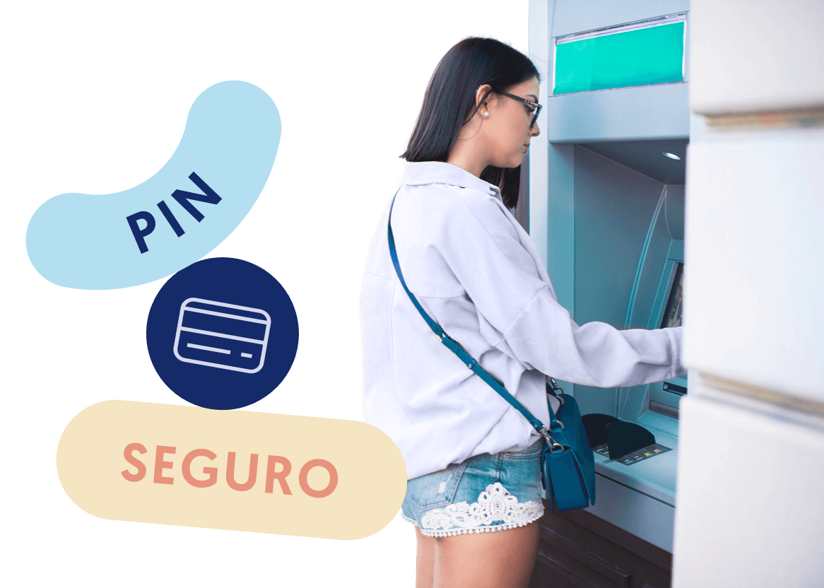 Mujer retirando dinero de un cajero